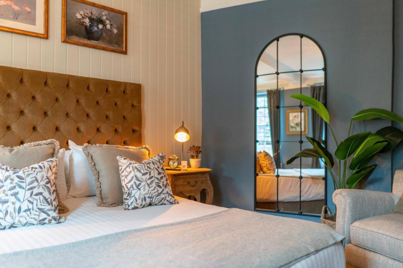 The George Inn & Plaine Norton St Philip Bagian luar foto
