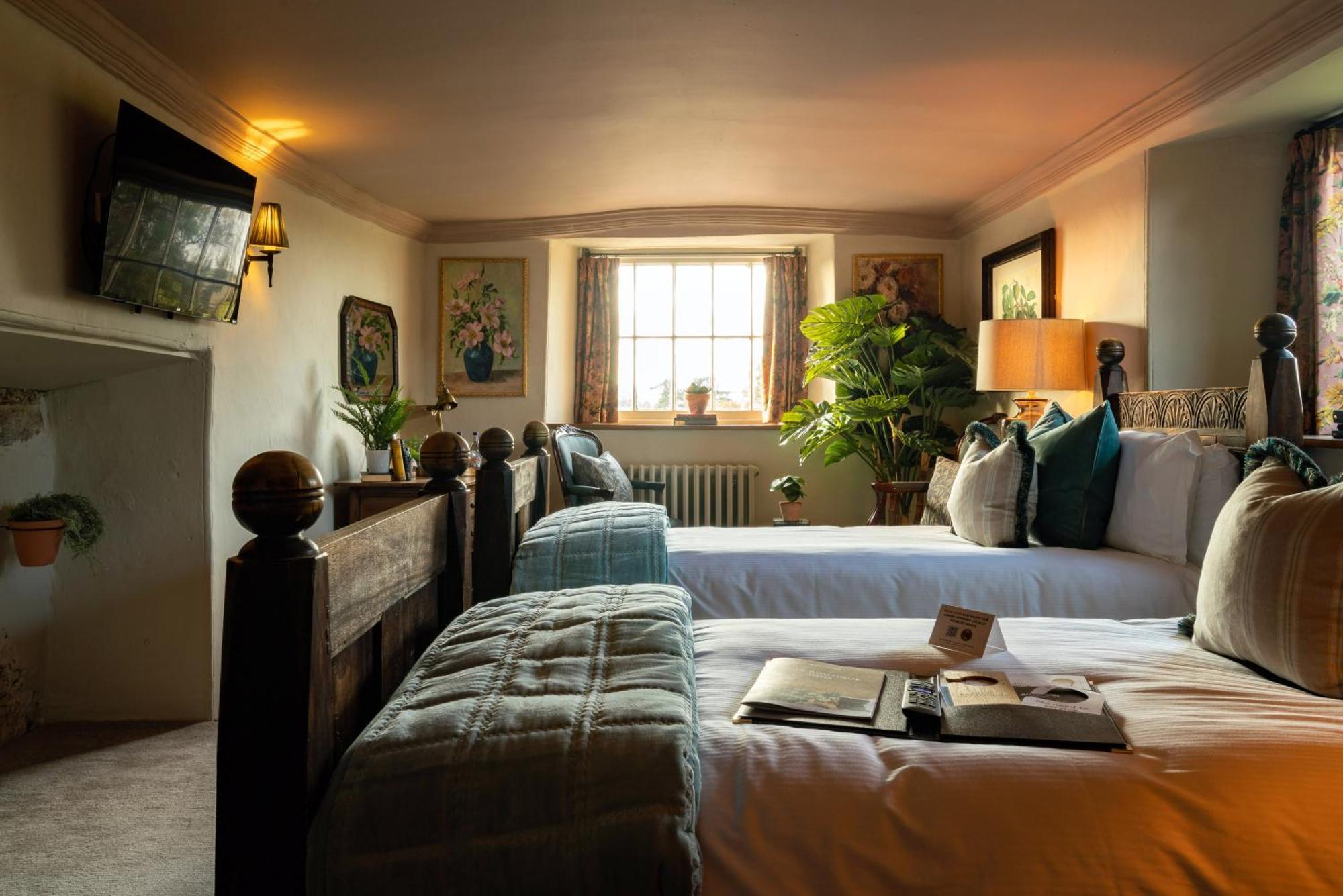 The George Inn & Plaine Norton St Philip Bagian luar foto